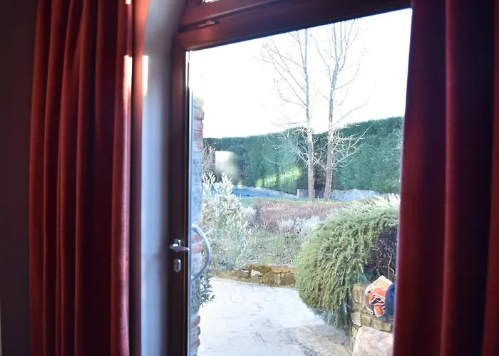 In Con Piscina - Mhateria Relais Rignano sullʼArno